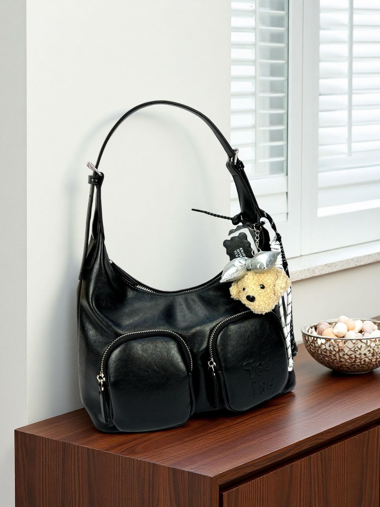 New Puppy Vegetable Tanned Hobo Underarm Bag