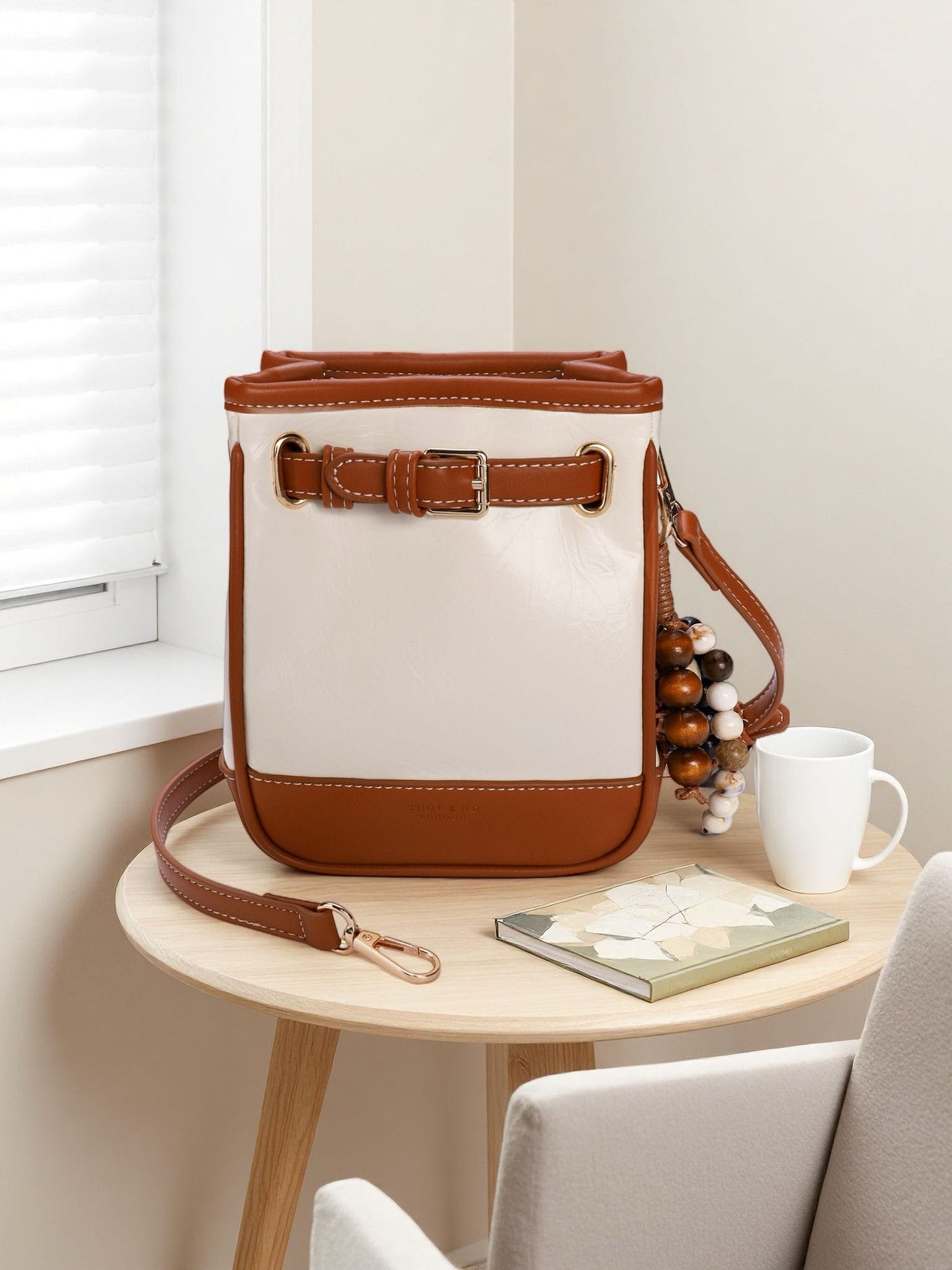 Oatmeal Messenger Shoulder Bag