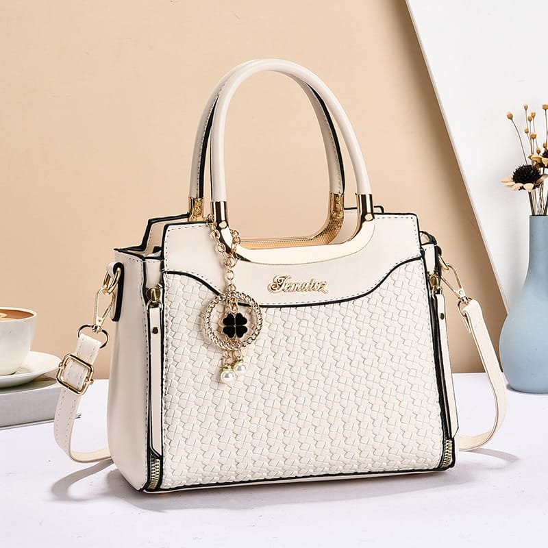 New Versatile Fashionable Shoulder Bag