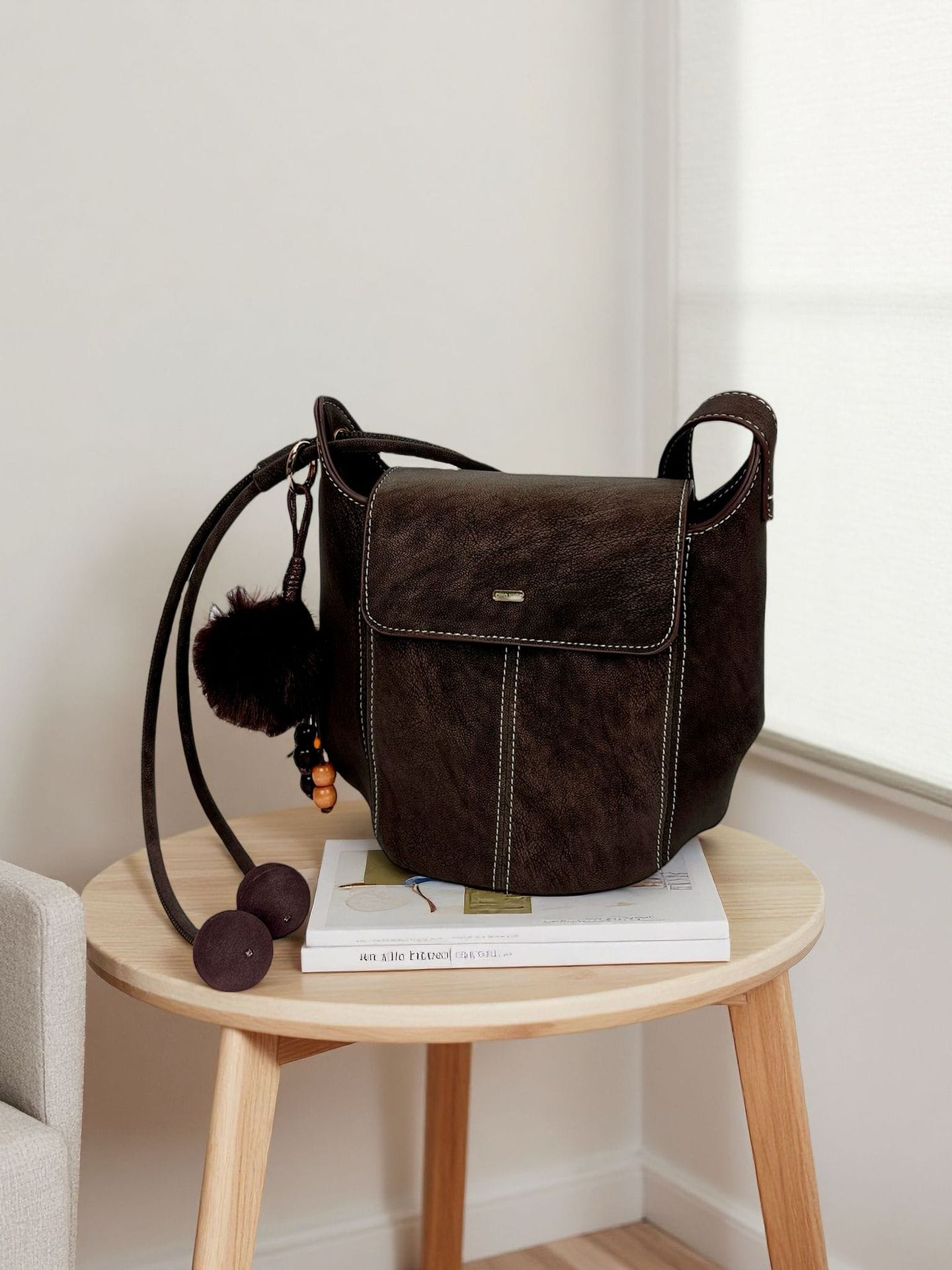 Frosted Pumpkin Bucket Bag