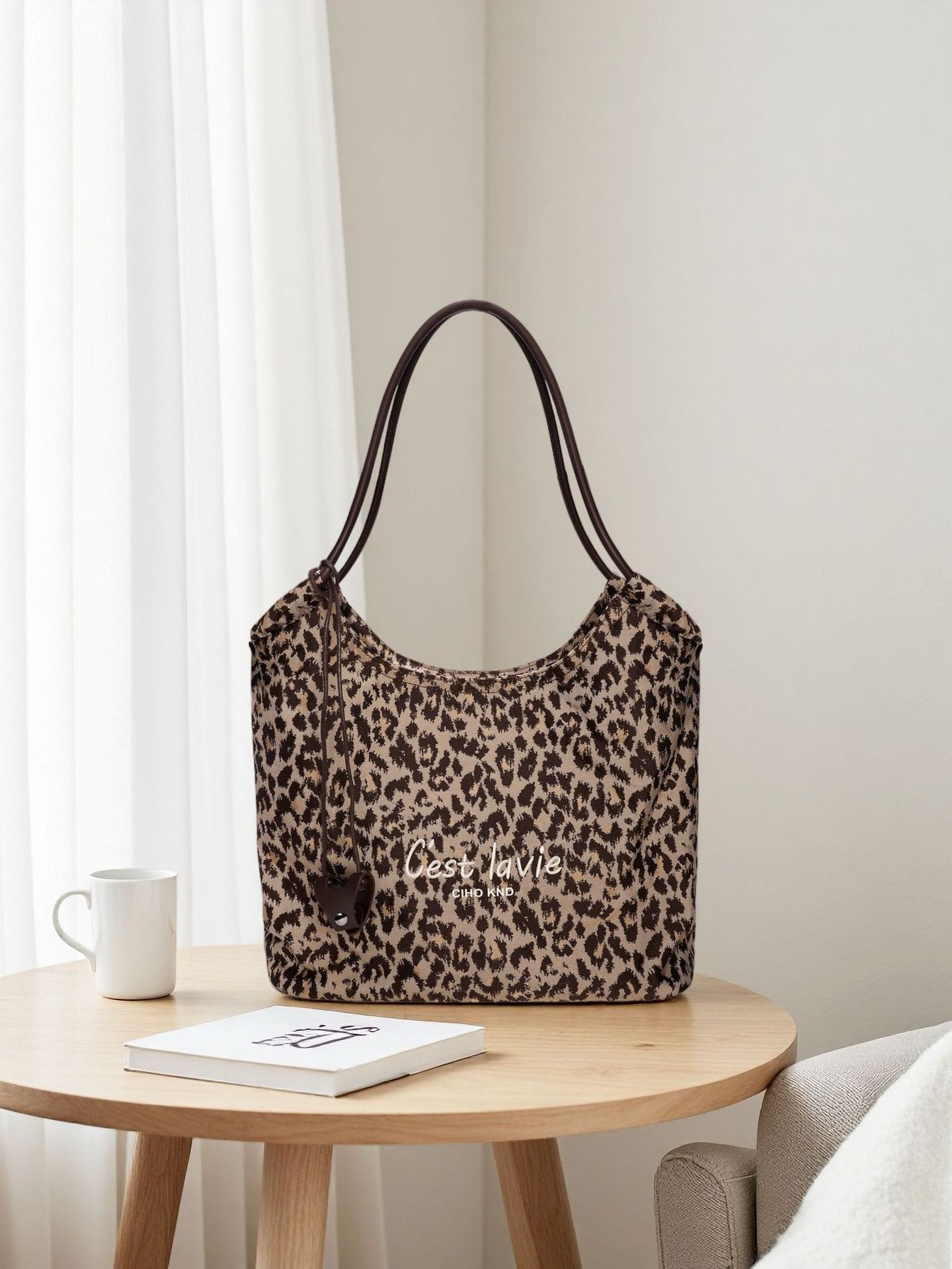 Hot and trendy leopard print tote bag