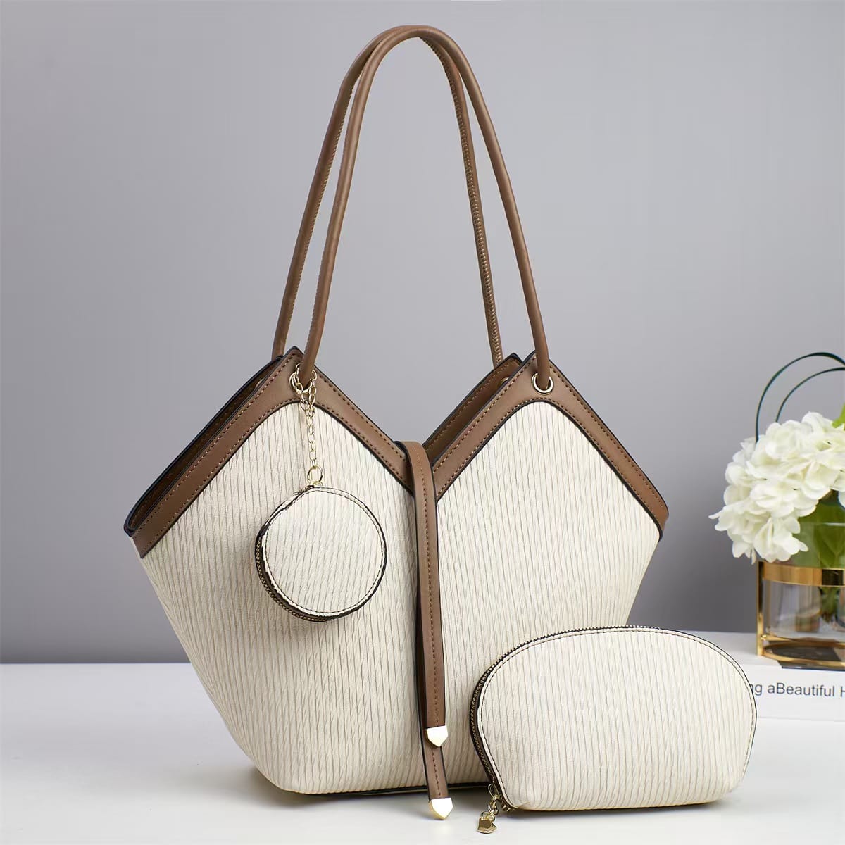 Exquisite shoulder bag/crossbody bag