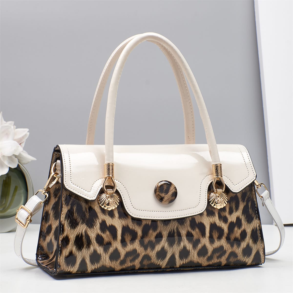 Trendy women's shoulder bag, 2026 versatile and elegant new crossbody bag